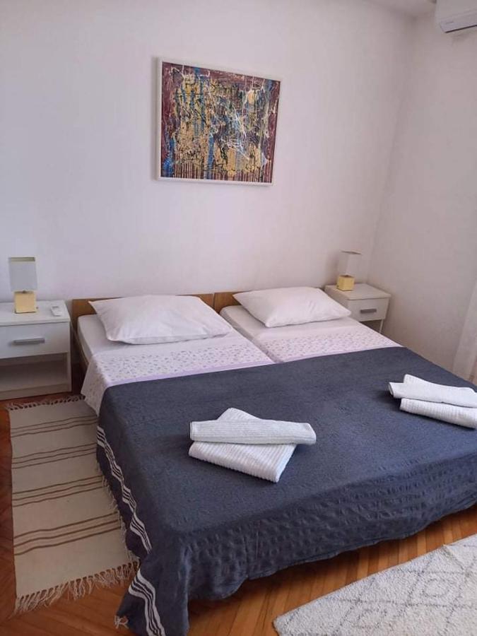 Studio Darija For 2 Persons S Terasom Wi-Fi & Parking Apartment Makarska Ngoại thất bức ảnh